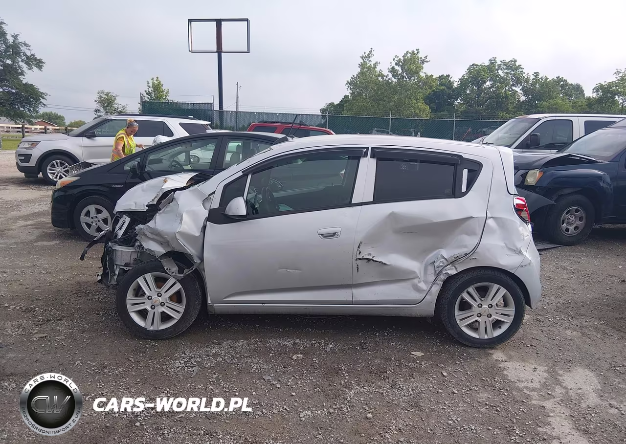 2015 Chevrolet Spark 1Lt Cvt VIN:KL8CD6S93FC753439 - 13