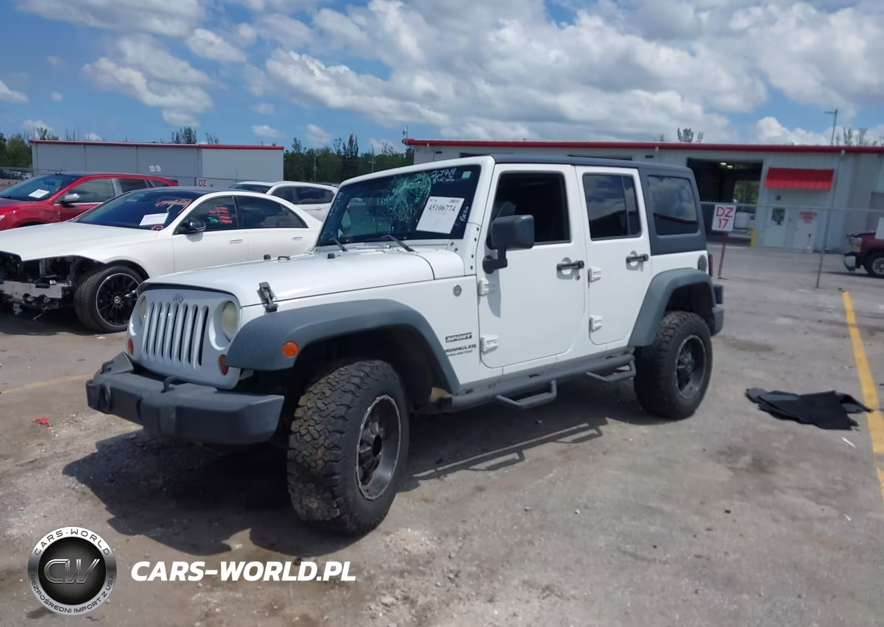 2013 Jeep Wrangler Unlimited Sport VIN:1C4HJWDG8DL672838 - 2