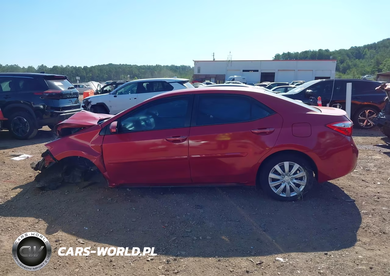 2016 Toyota Corolla Le VIN:5YFBURHE7GP405385 - 14