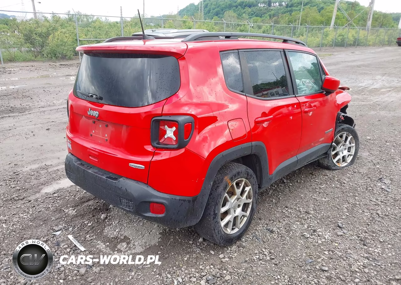 2019 Jeep Renegade Latitude 4X4 VIN:ZACNJBBB3KPK52459 - 4