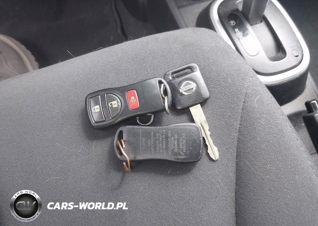 2009 Nissan Versa 1.8S VIN:3N1BC13E59L475367 - 11