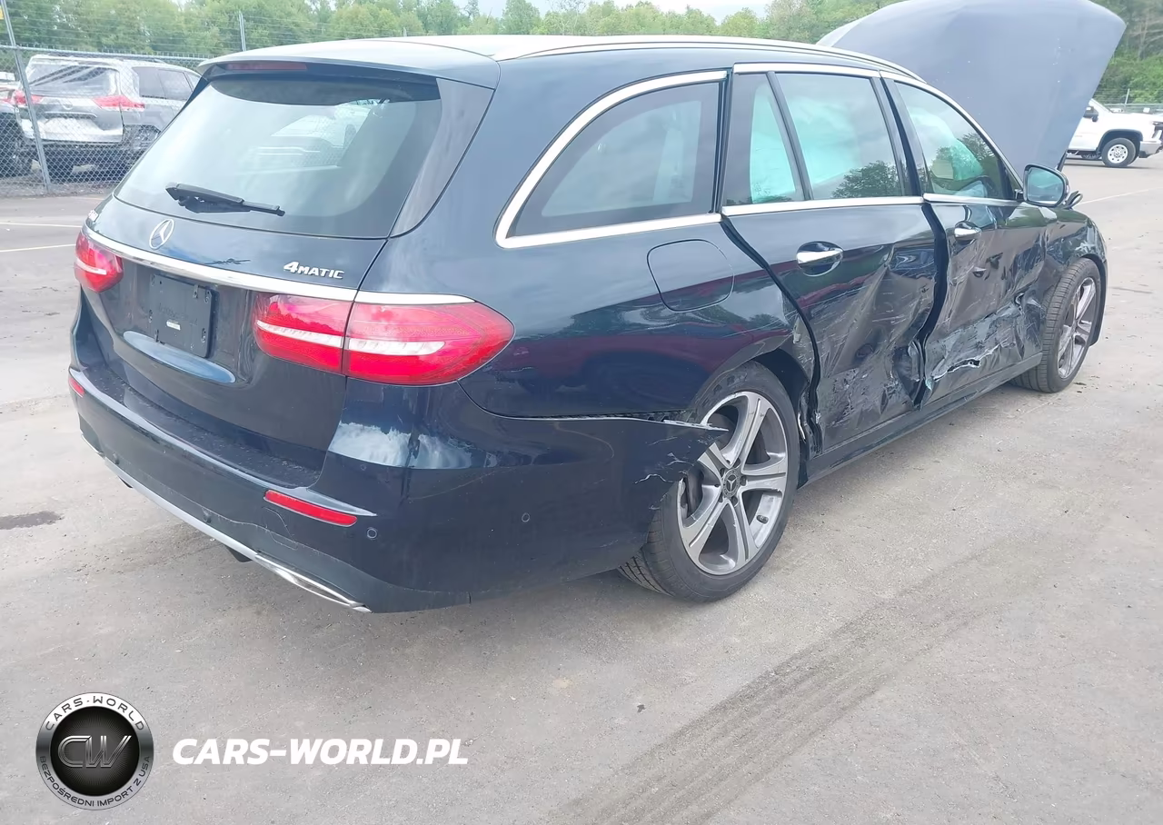 2018 Mercedes-Benz E 400 4Matic VIN:WDDZH6GB1JA364035 - 4