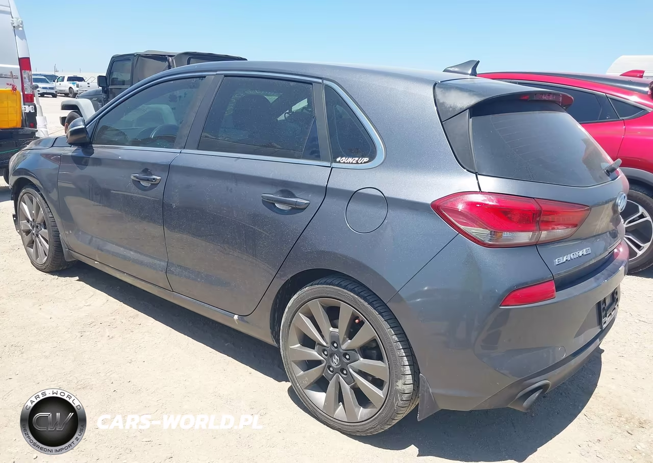 2018 Hyundai Elantra Gt Sport VIN:KMHH55LC2JU075862 - 3