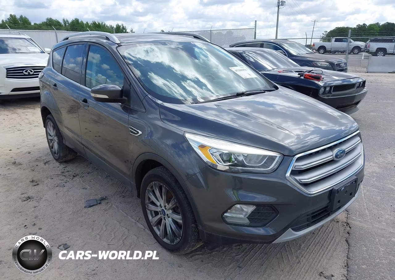 Główne zdjęcie 2017 Ford Escape Titanium