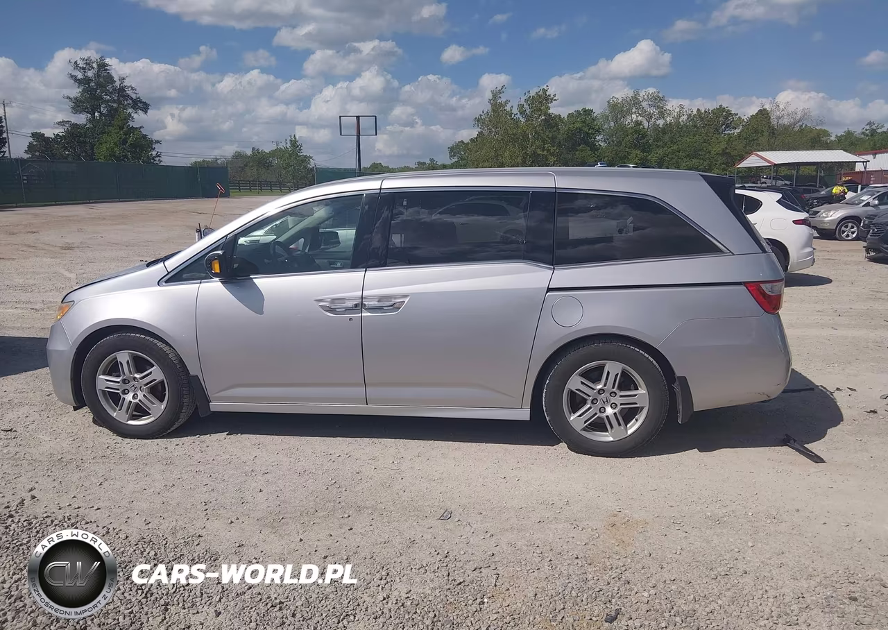 2012 Honda Odyssey Touring-Touring Elite VIN:5FNRL5H91CB141471 - 14