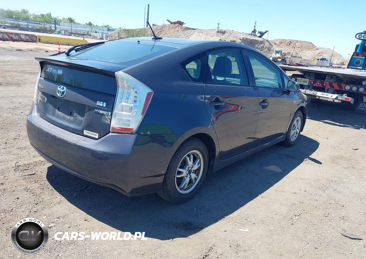2010 Toyota Prius Iii VIN:JTDKN3DU1A0038962 - 4