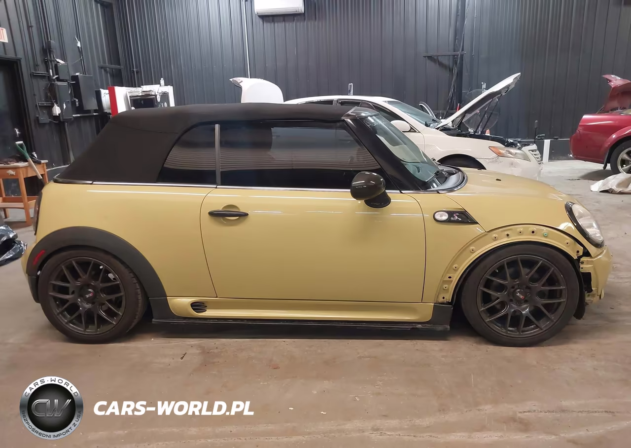 2009 Mini Cooper S VIN:WMWMS33599TG89116 - 13