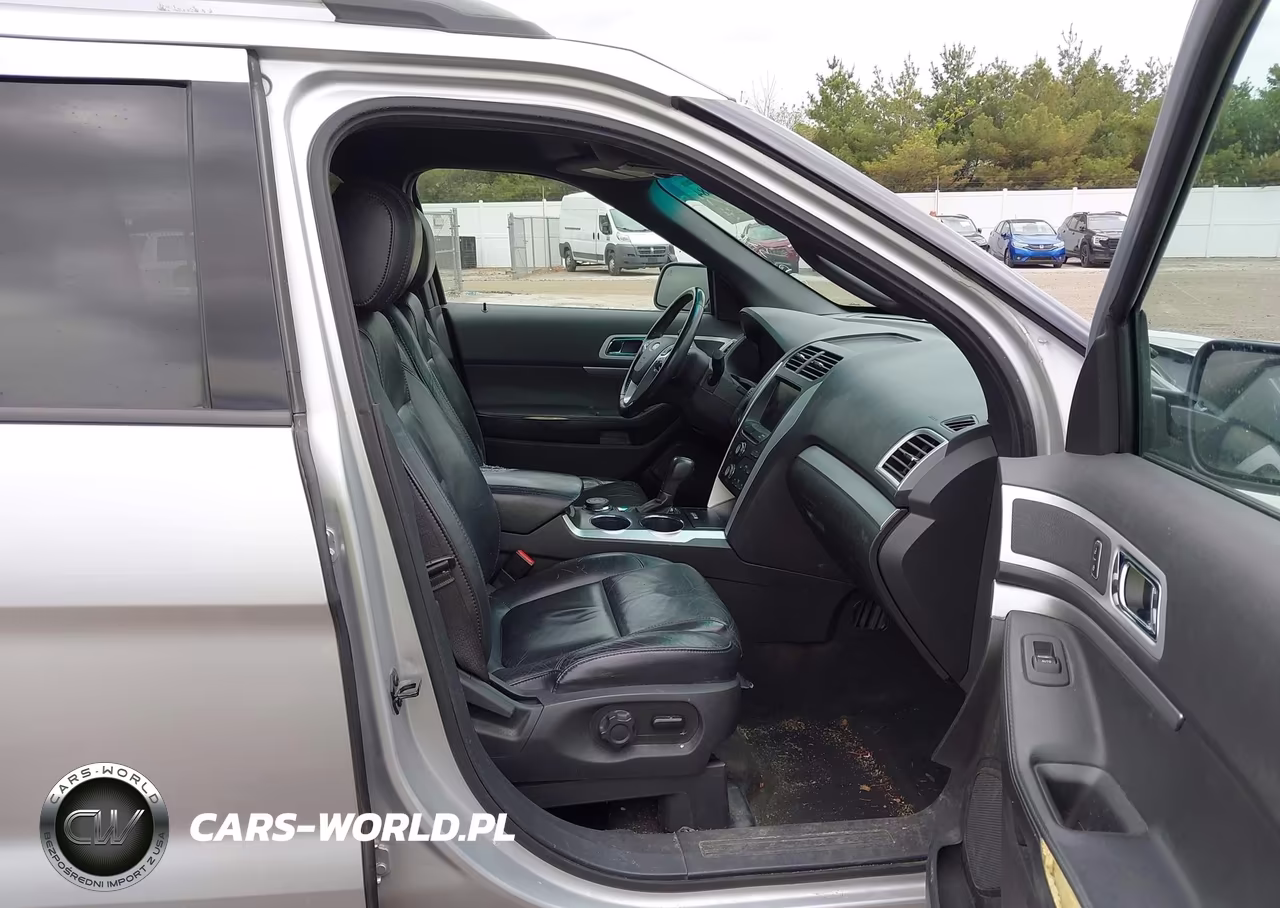 2012 Ford Explorer Xlt VIN:1FMHK8D83CGA39460 - 5