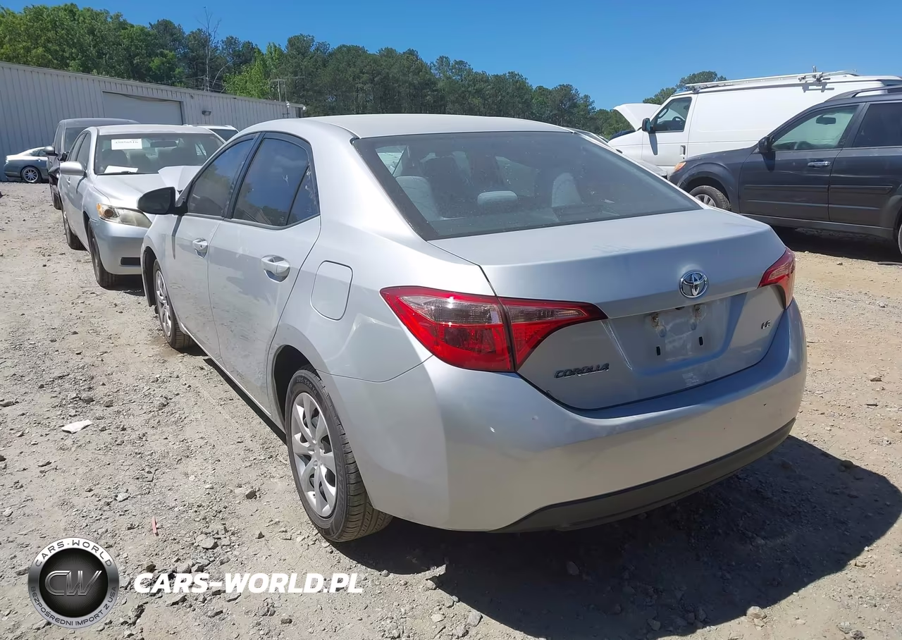 2017 Toyota Corolla Le VIN:2T1BURHE9HC922219 - 3