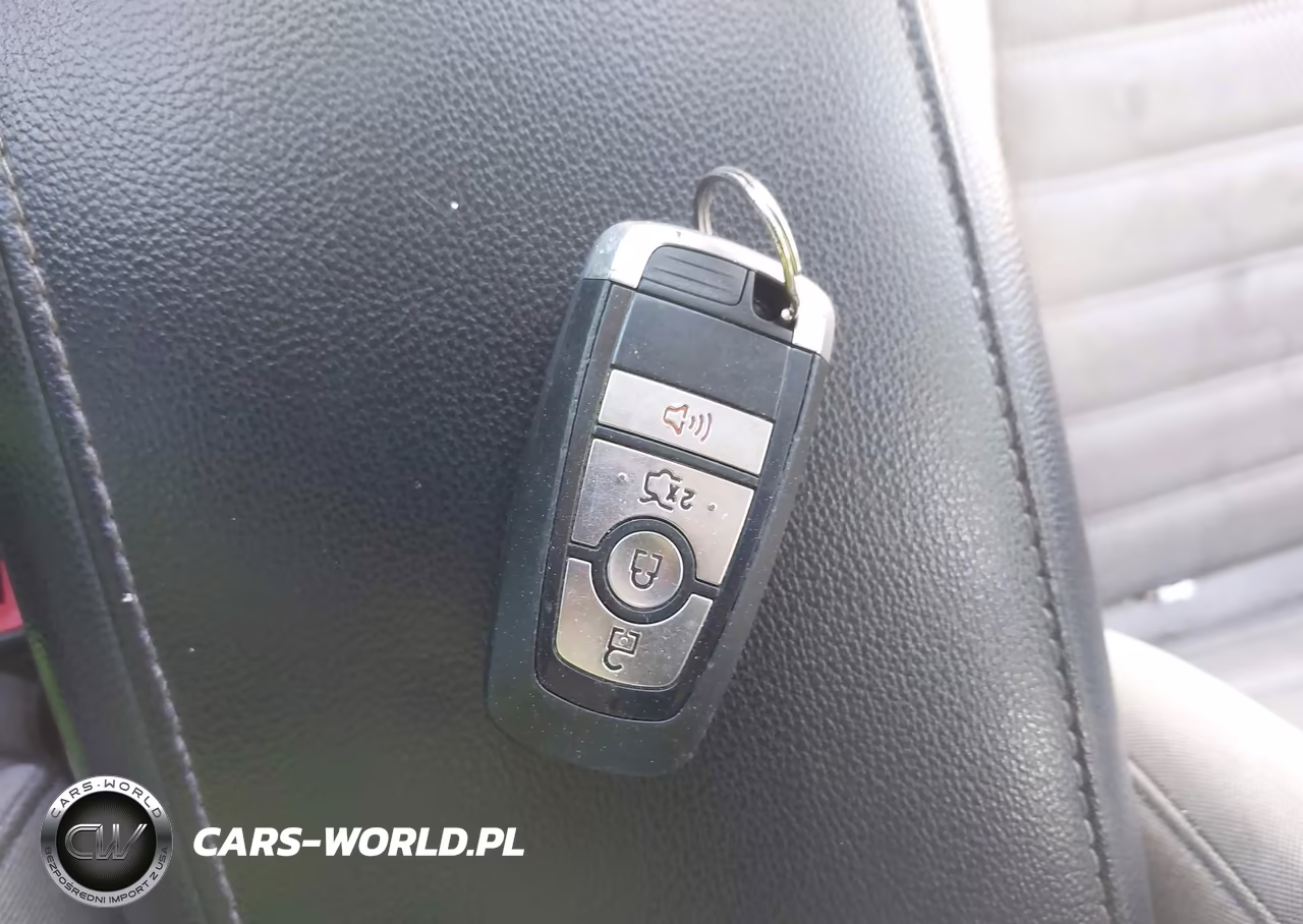 2018 Ford Fusion Hybrid S VIN:3FA6P0UU6JR249980 - 11