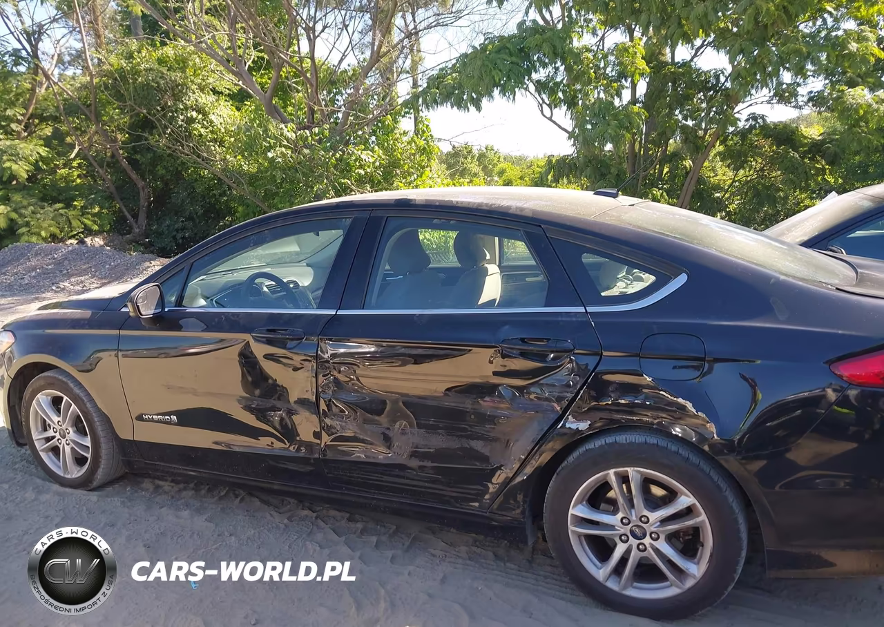 2018 Ford Fusion Hybrid S VIN:3FA6P0UU6JR249980 - 14
