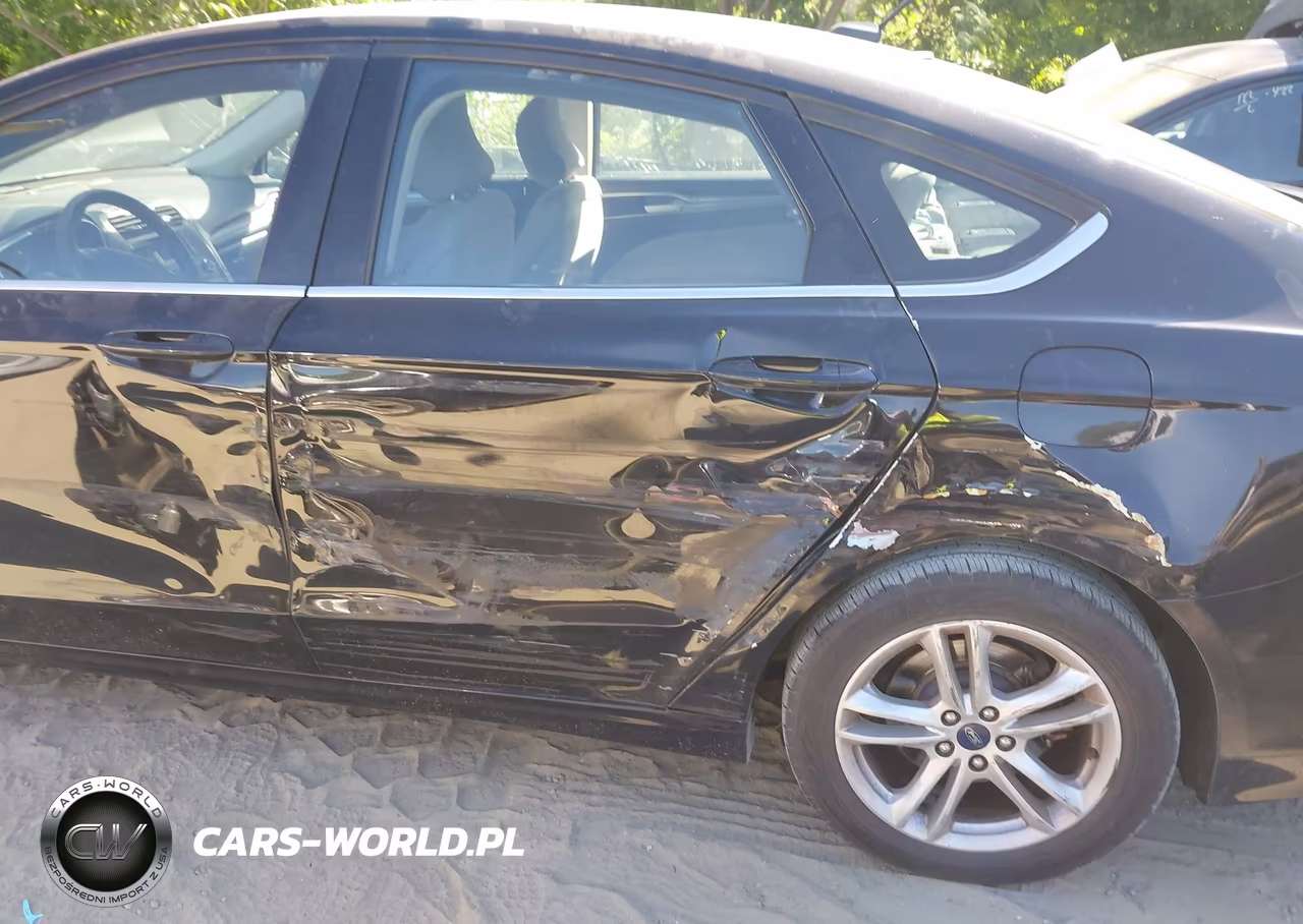2018 Ford Fusion Hybrid S VIN:3FA6P0UU6JR249980 - 6