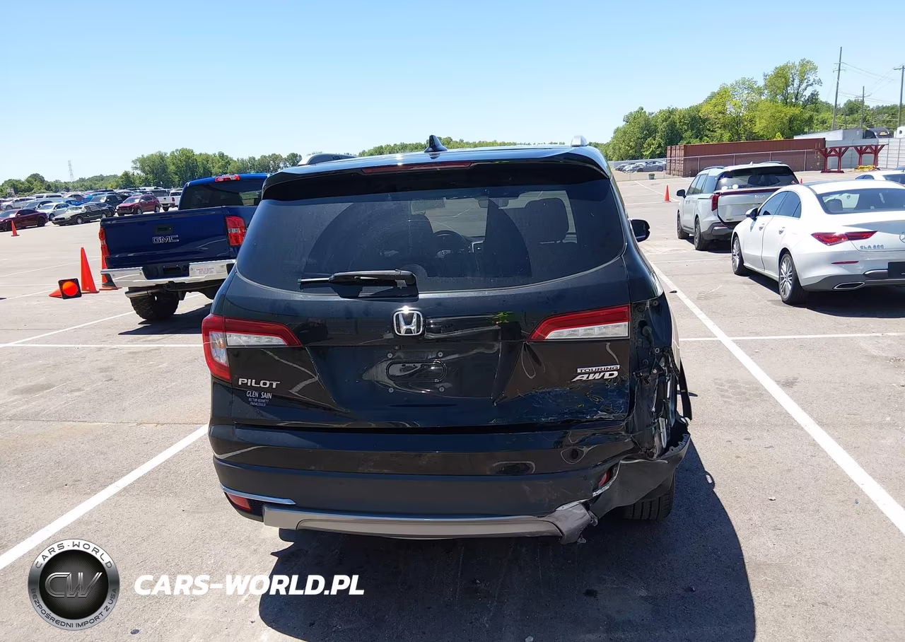 2019 Honda Pilot Touring VIN:5FNYF6H97KB064693 - 16
