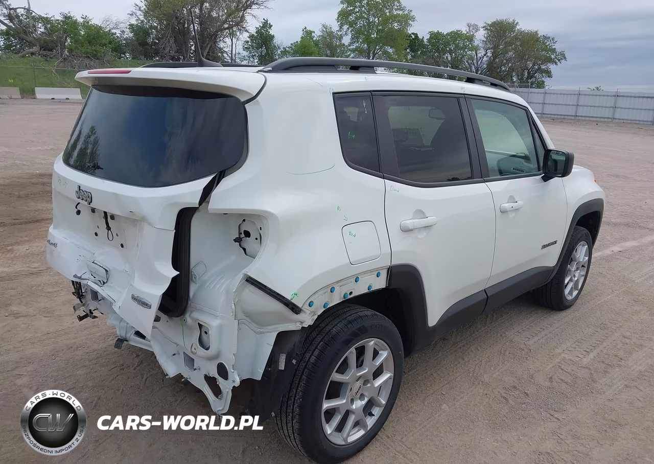 2022 Jeep Renegade Latitude 4X4 VIN:ZACNJDB1XNPN72286 - 4