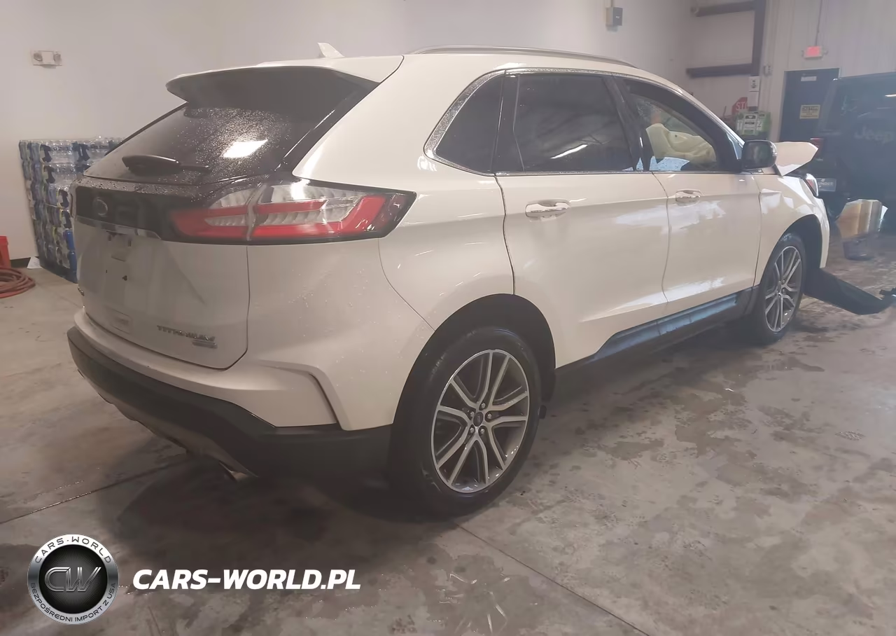 2020 Ford Edge Titanium VIN:2FMPK3K98LBA93936 - 4