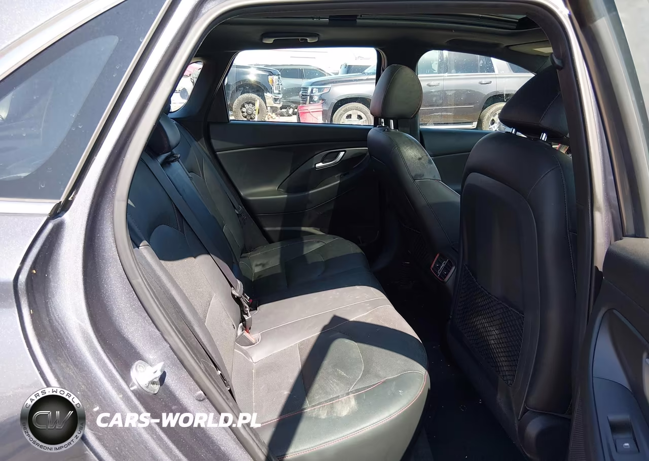 2018 Hyundai Elantra Gt Sport VIN:KMHH55LC2JU033319 - 8