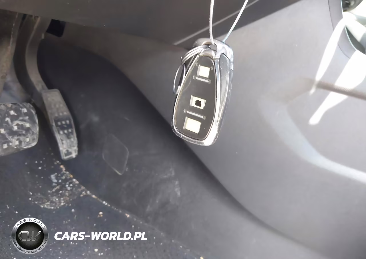 2019 Chevrolet Traverse Ls VIN:1GNERFKW9KJ203716 - 11