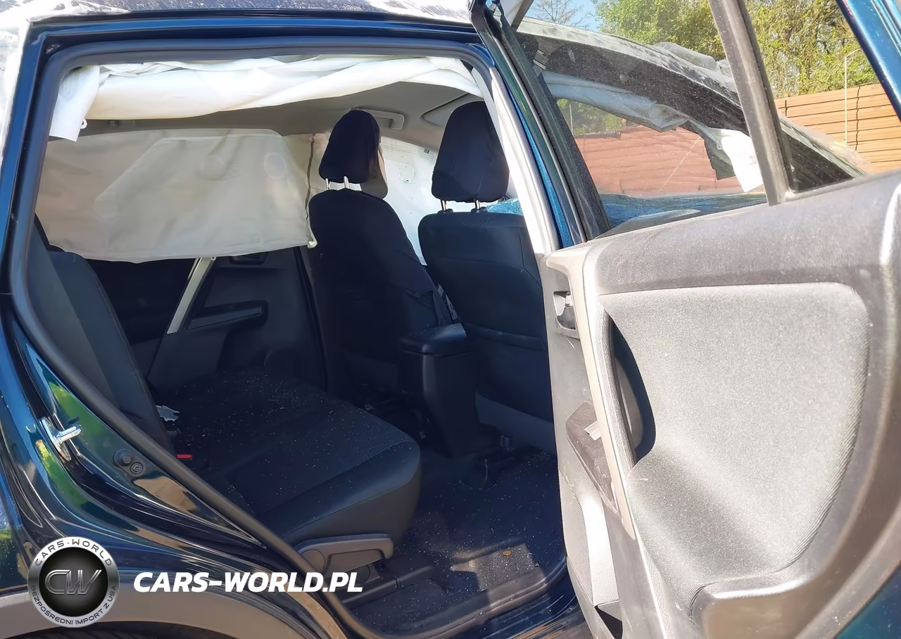 2018 Toyota Rav4 Le VIN:2T3BFREV4JW768786 - 8