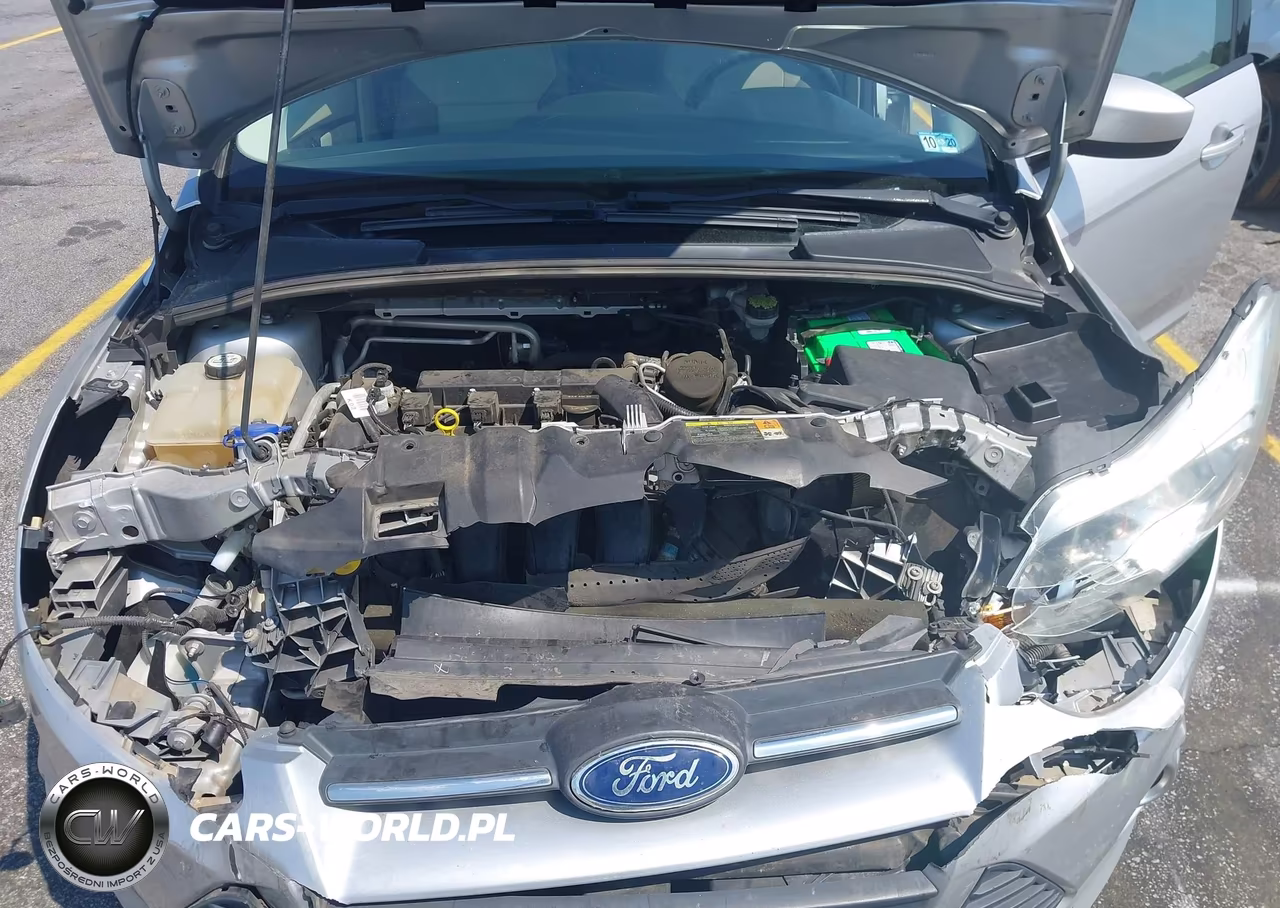 2012 Ford Focus Se VIN:1FAHP3F23CL285679 - 10