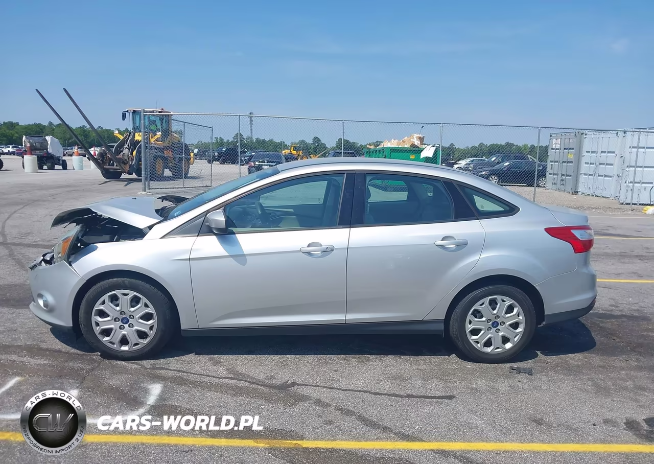 2012 Ford Focus Se VIN:1FAHP3F23CL285679 - 15