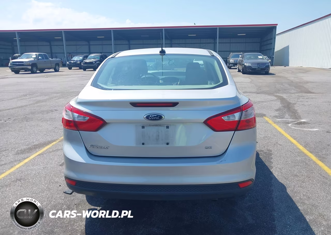 2012 Ford Focus Se VIN:1FAHP3F23CL285679 - 17