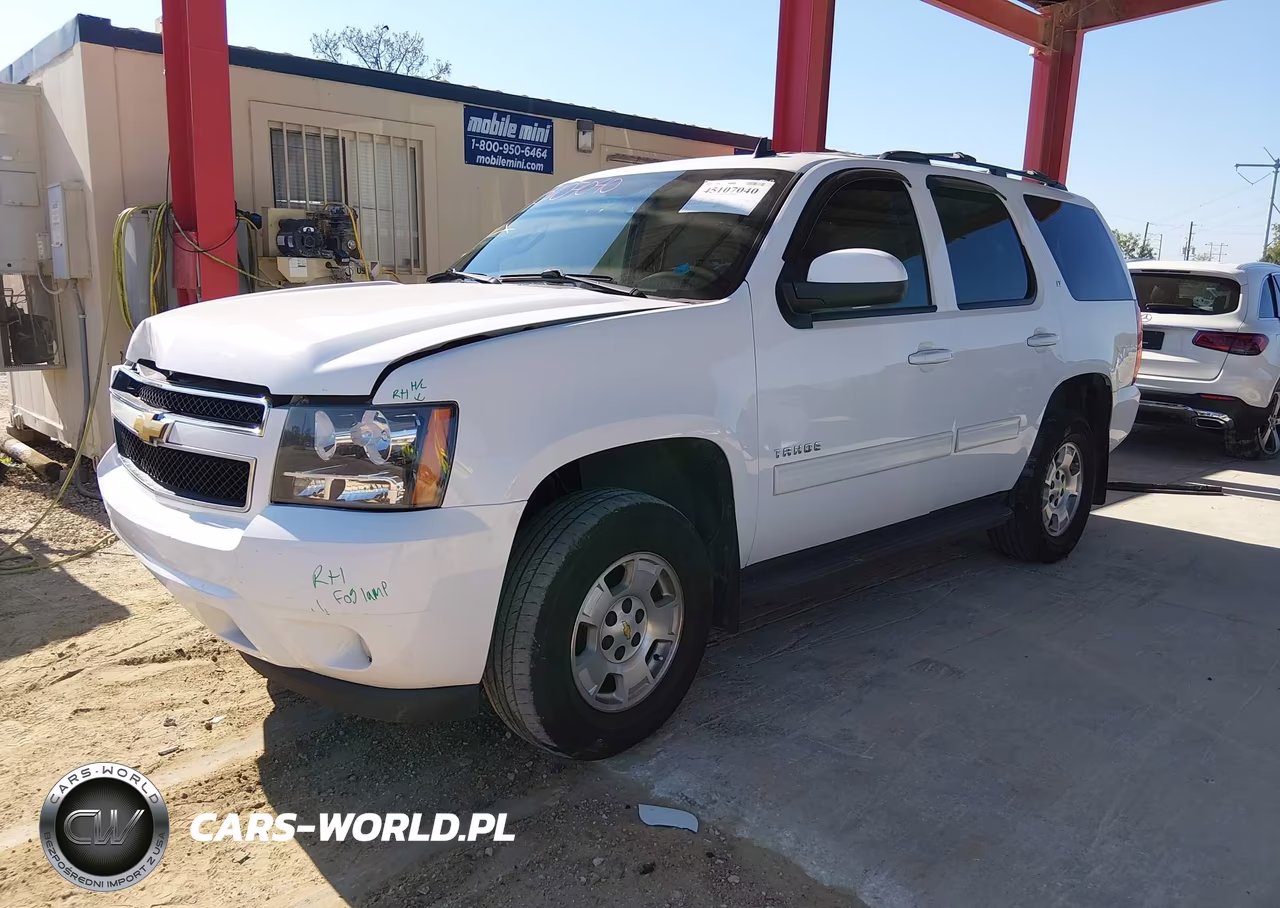 2013 Chevrolet Tahoe Lt VIN:1GNSCBE07DR335236 - 2