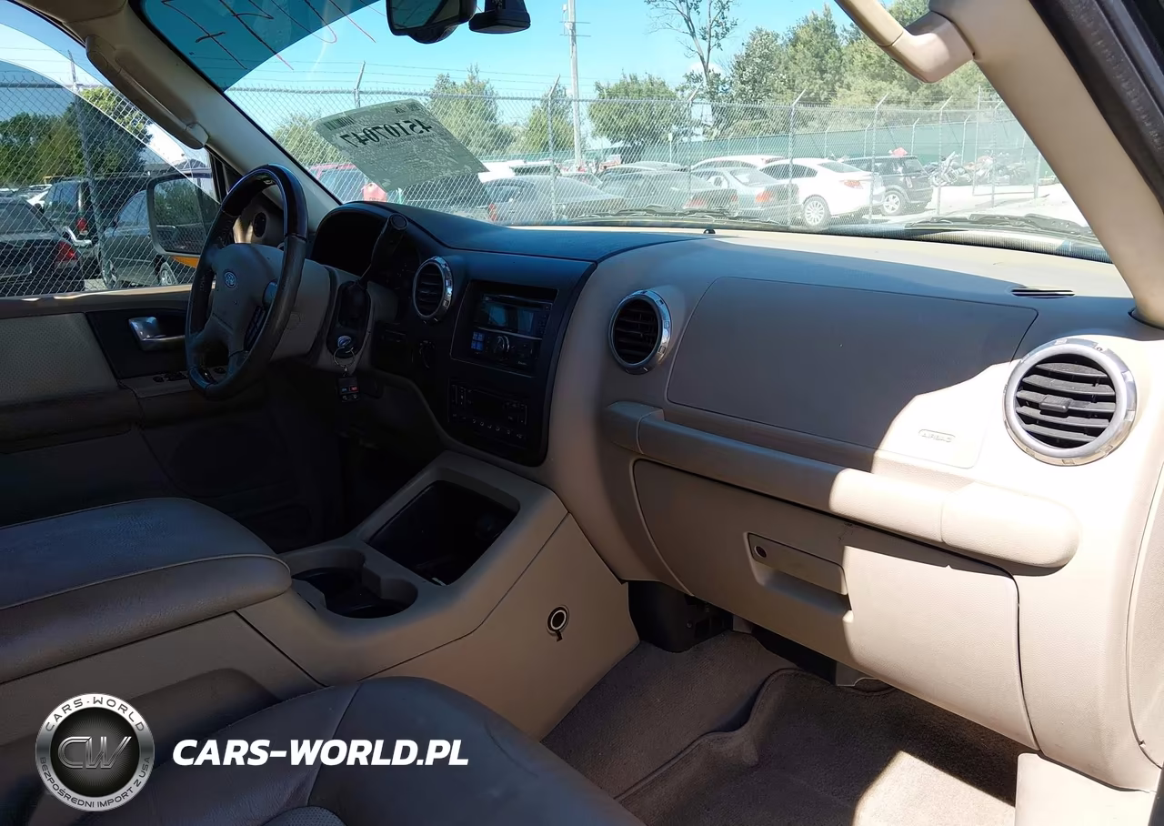 2004 Ford Expedition Eddie Bauer VIN:1FMFU18L74LA94607 - 5
