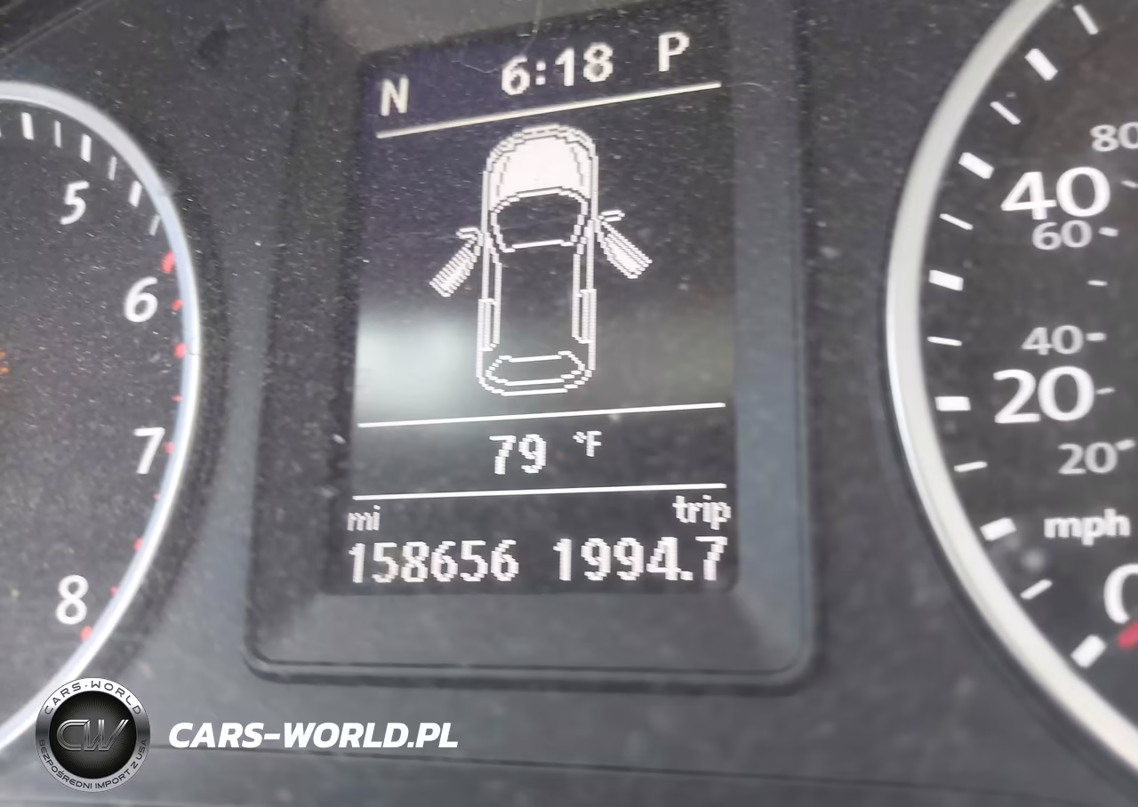 2015 Volkswagen Tiguan S VIN:WVGBV7AX0FW566417 - 16