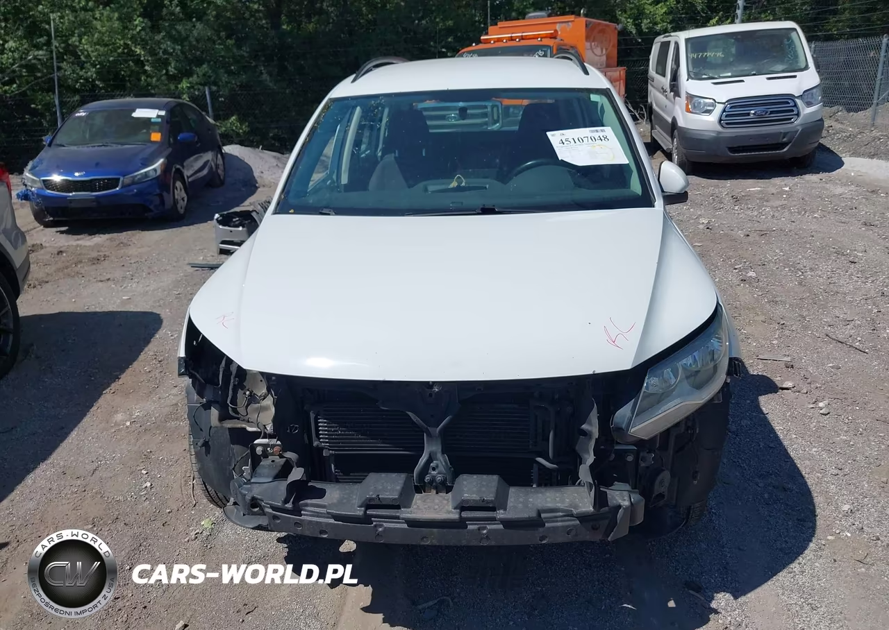 2015 Volkswagen Tiguan S VIN:WVGBV7AX0FW566417 - 6