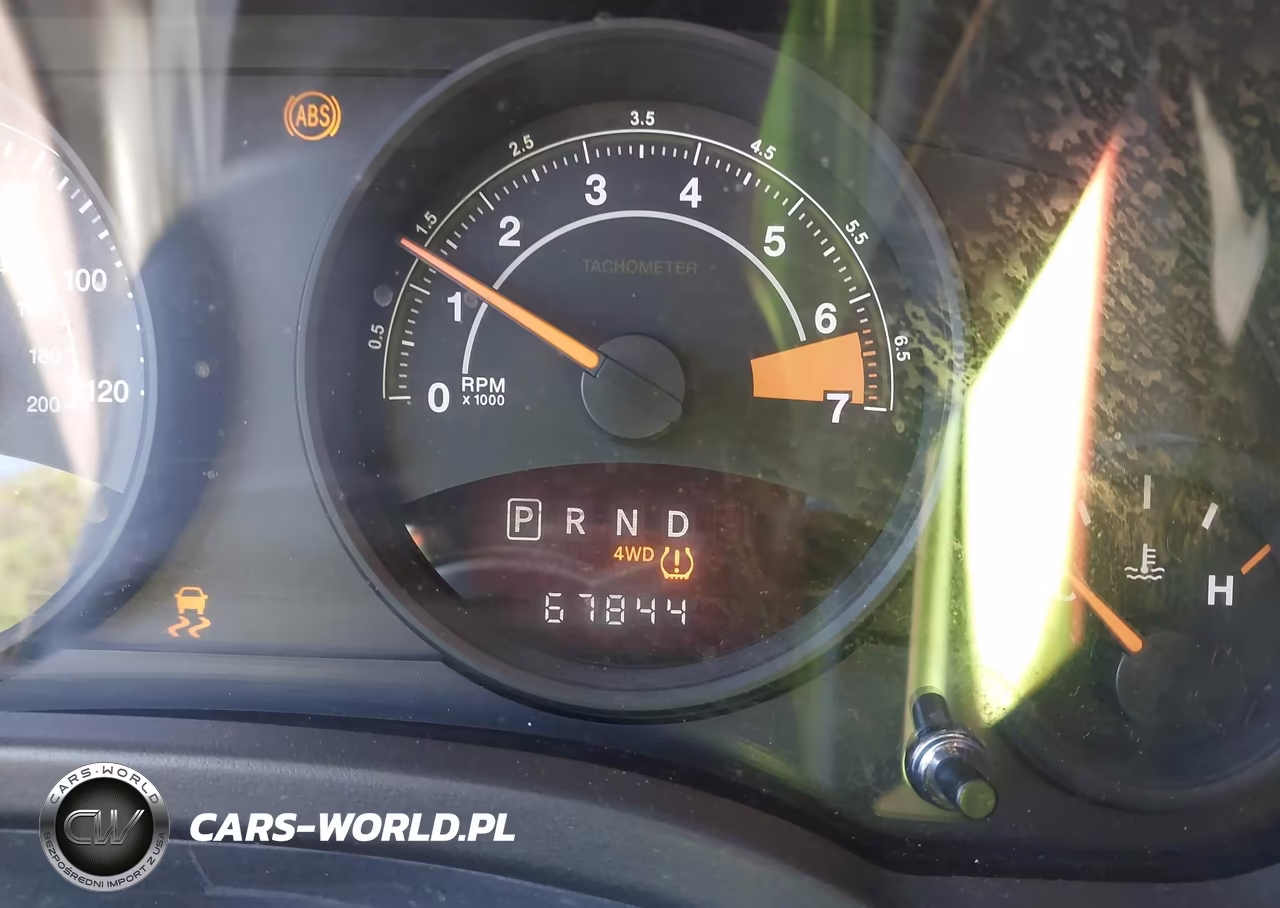 2014 Jeep Compass Sport VIN:1C4NJDBB5ED927018 - 7