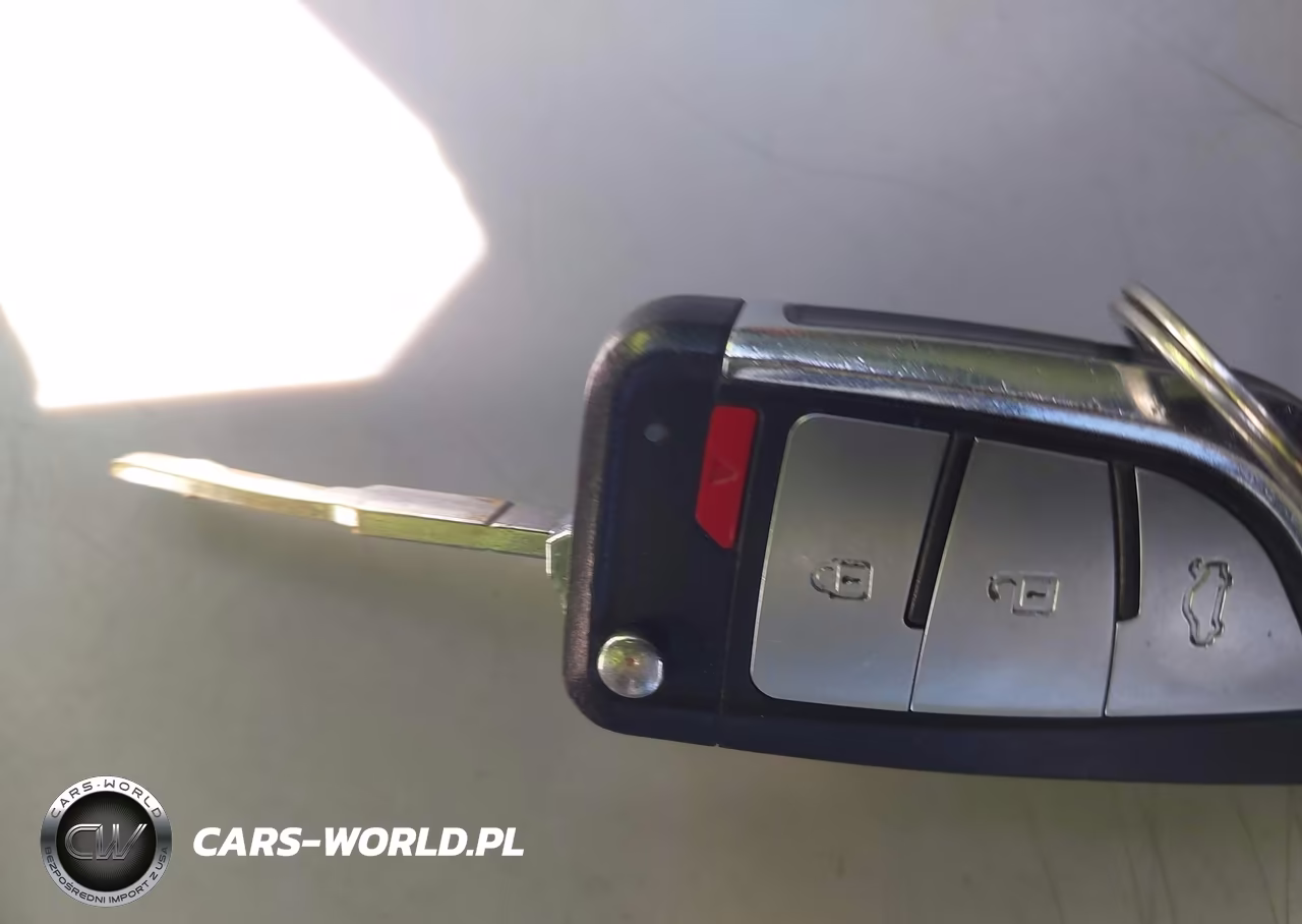 2013 Ford Focus Titanium VIN:1FADP3N23DL177970 - 11