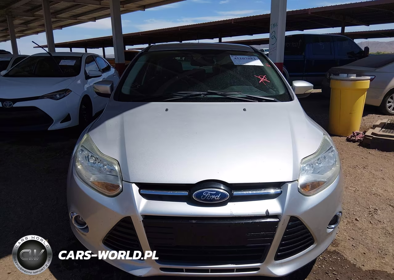 2013 Ford Focus Titanium VIN:1FADP3N23DL177970 - 6