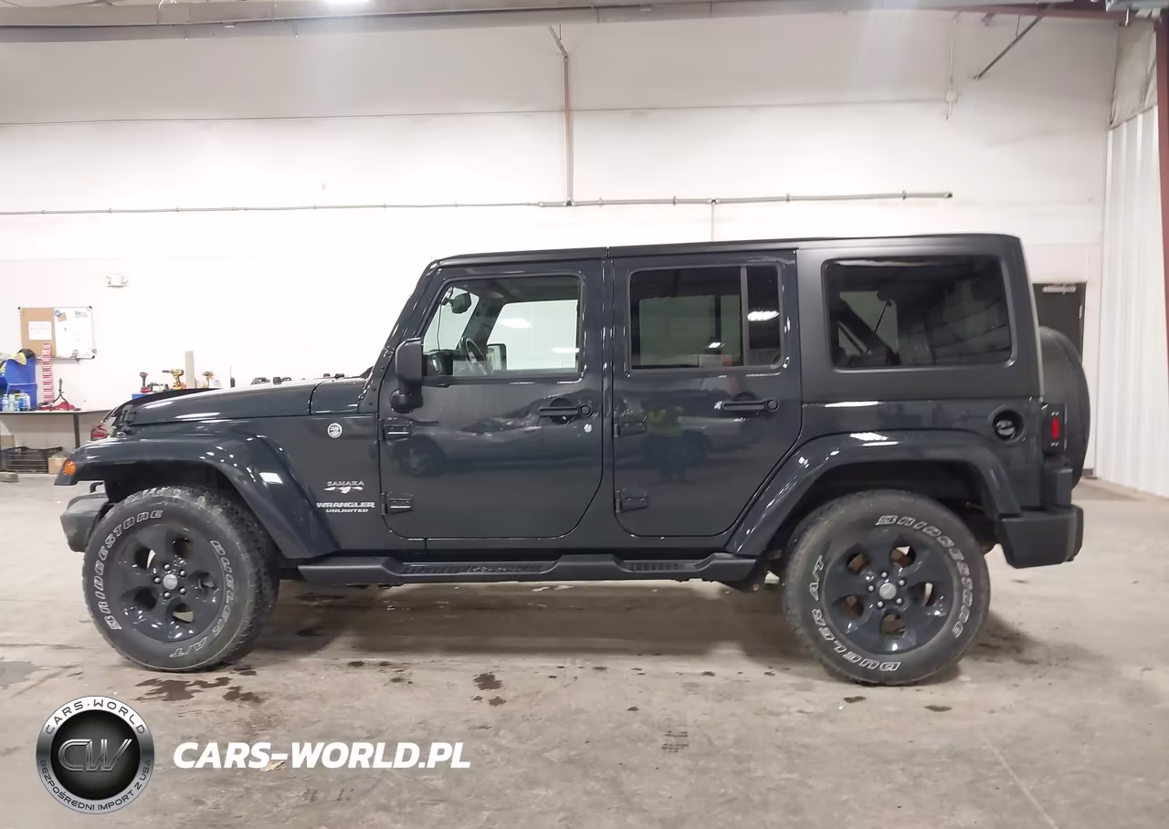 2017 Jeep Wrangler Unlimited Sahara 4X4 VIN:1C4BJWEG0HL669930 - 14