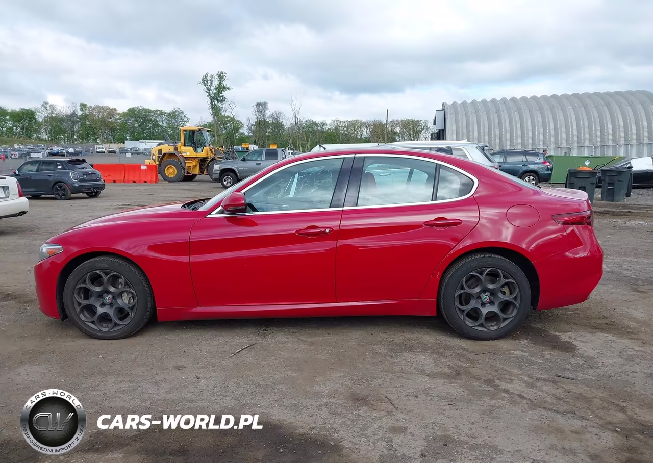 2017 Alfa Romeo Giulia Awd VIN:ZARFAEDNXH7548588 - 14