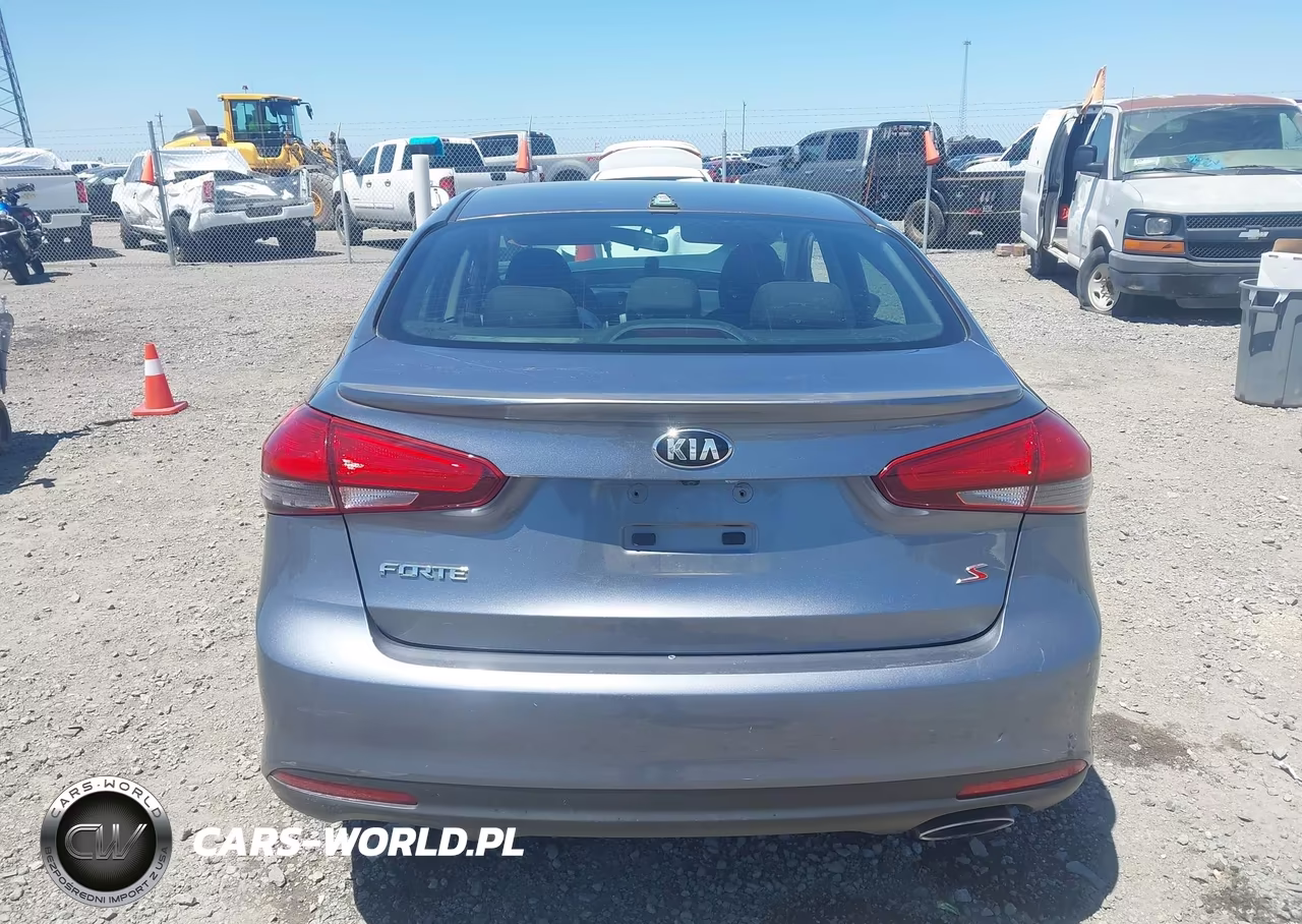 2017 Kia Forte S VIN:3KPFL4A70HE044622 - 16
