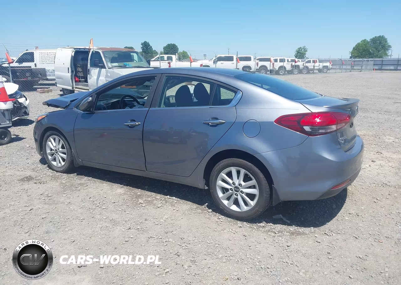 2017 Kia Forte S VIN:3KPFL4A70HE044622 - 3