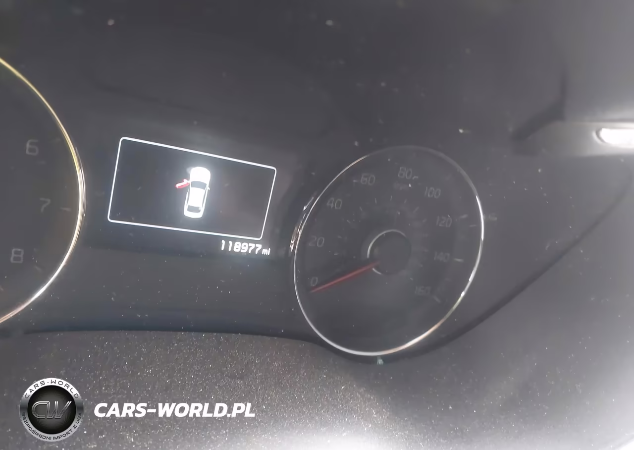 2017 Kia Forte S VIN:3KPFL4A70HE044622 - 7