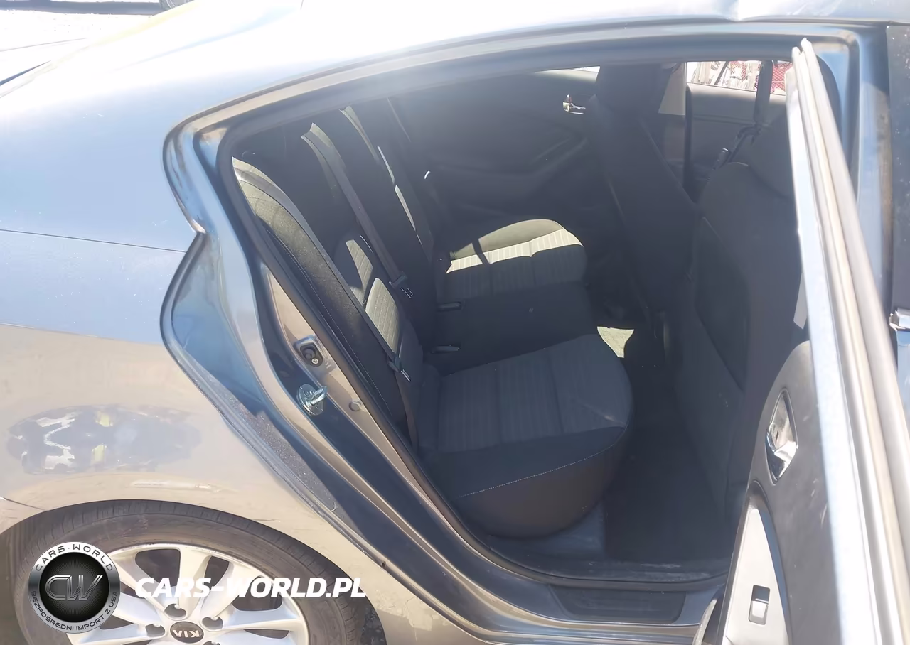 2017 Kia Forte S VIN:3KPFL4A70HE044622 - 8