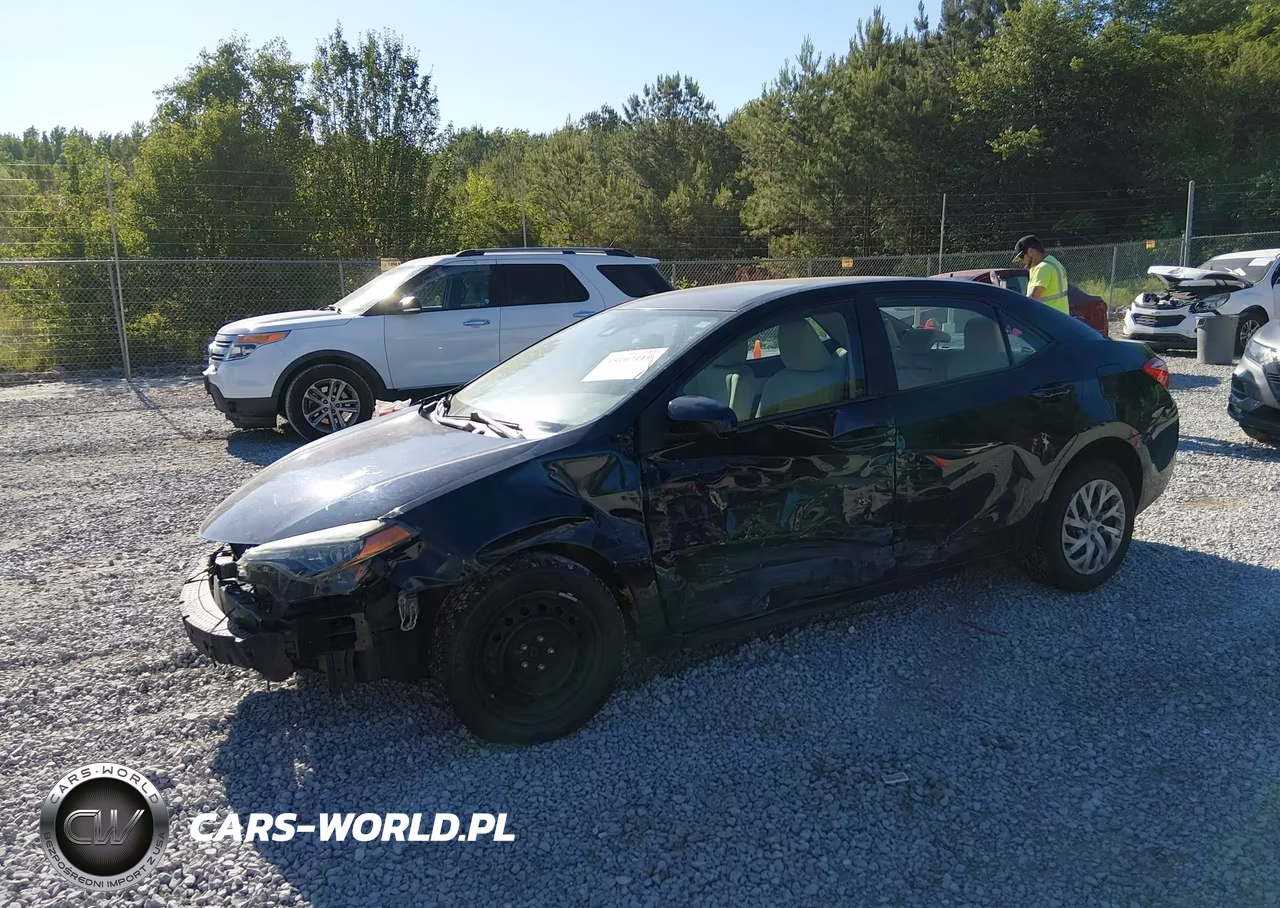 2018 Toyota Corolla Le VIN:2T1BURHE6JC002988 - 2