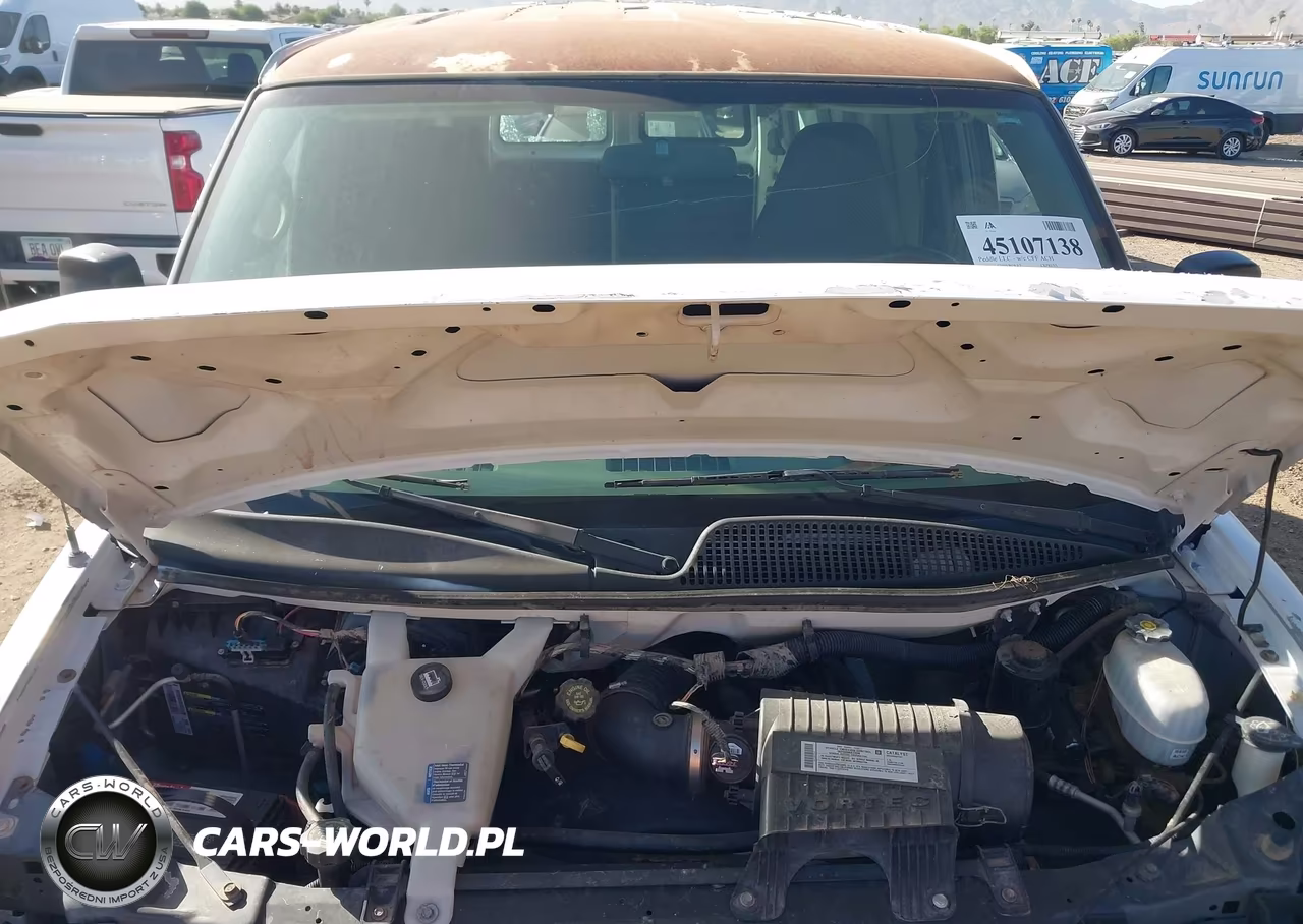 2008 Chevrolet Express Work Van VIN:1GCFG15X481188321 - 10