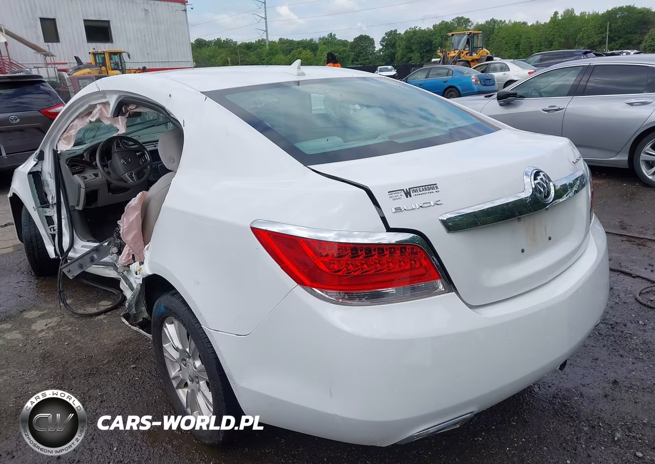 2013 Buick Lacrosse VIN:1G4GA5E36DF239806 - 3