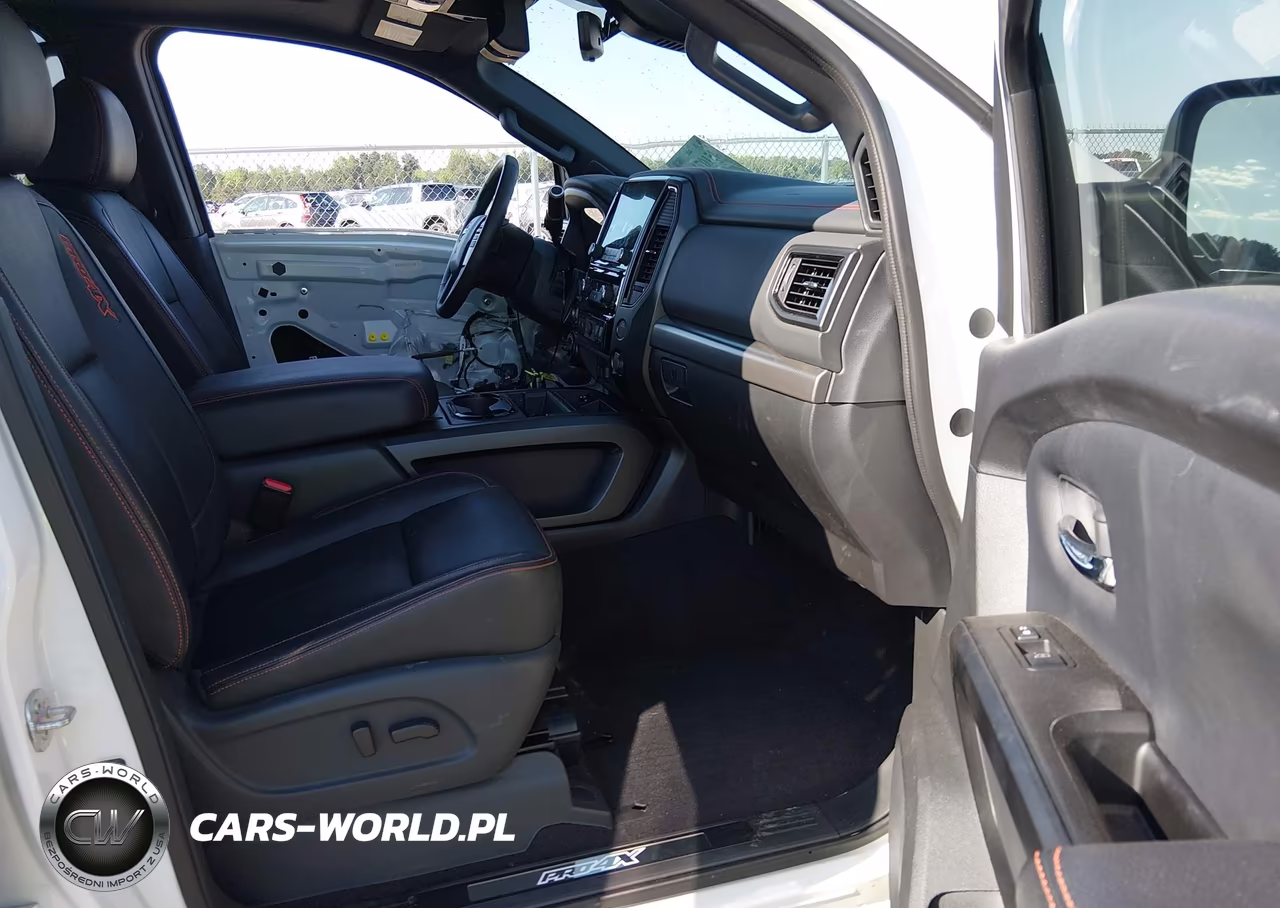 2023 Nissan Titan Pro-4X 4X4 VIN:1N6AA1ED7PN109889 - 5