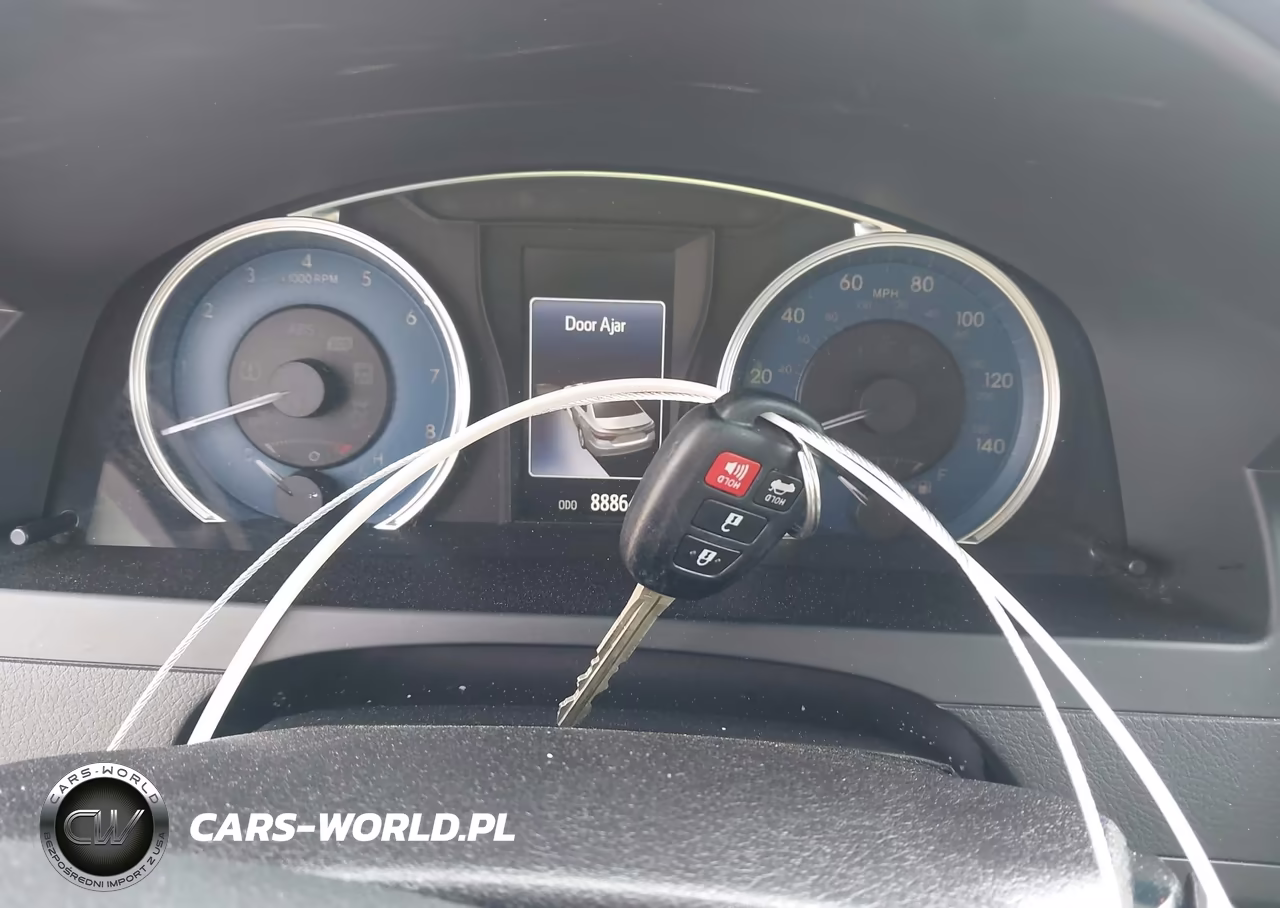 2017 Toyota Camry Le VIN:4T1BF1FK4HU433388 - 11