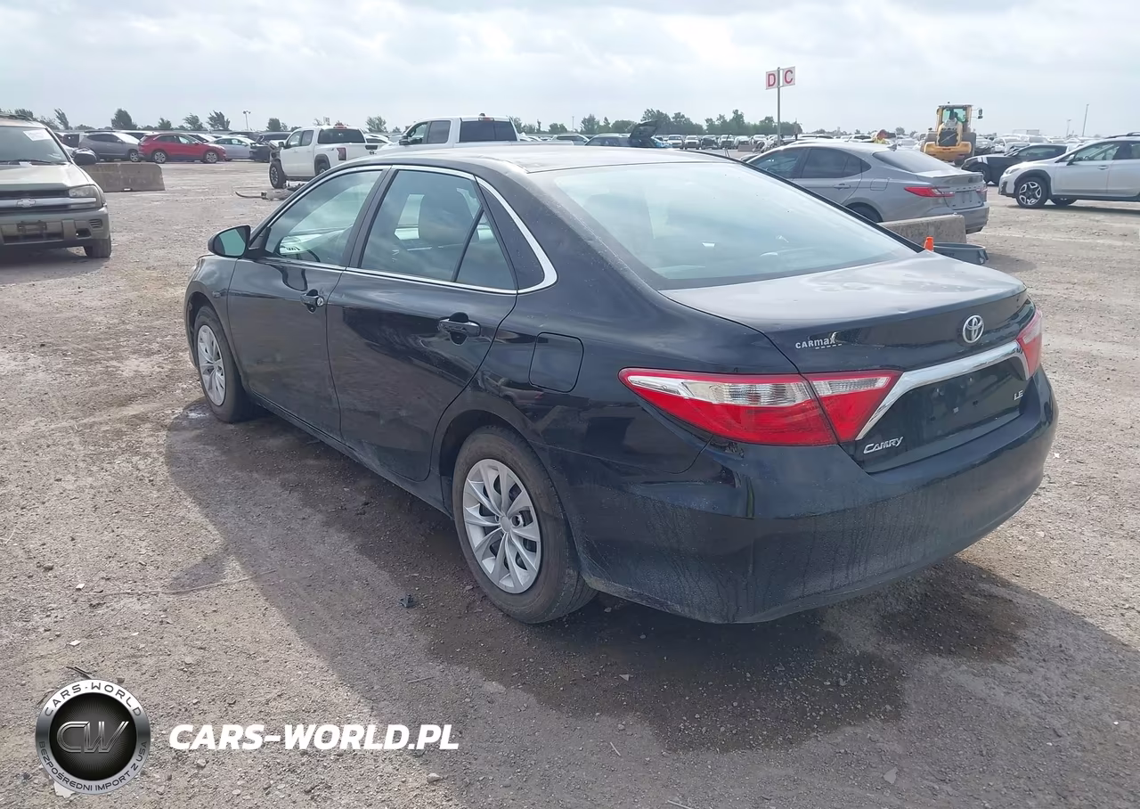 2017 Toyota Camry Le VIN:4T1BF1FK4HU433388 - 3