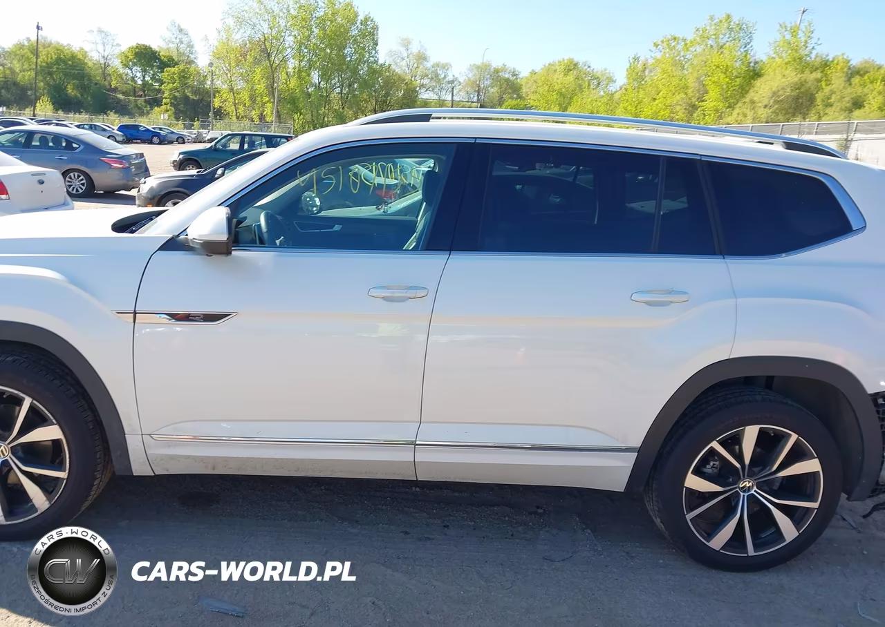 2025 Volkswagen Atlas 2.0T Sel Premium R-Line VIN:1V2FR2CA5SC555218 - 14