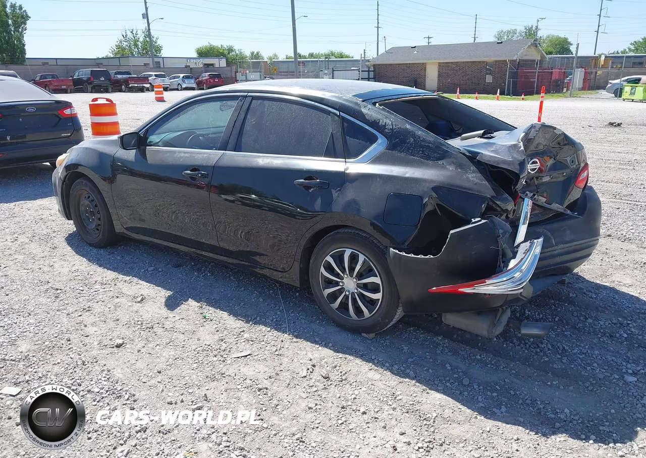 2016 Nissan Altima 2.5 VIN:1N4AL3AP6GC158561 - 3