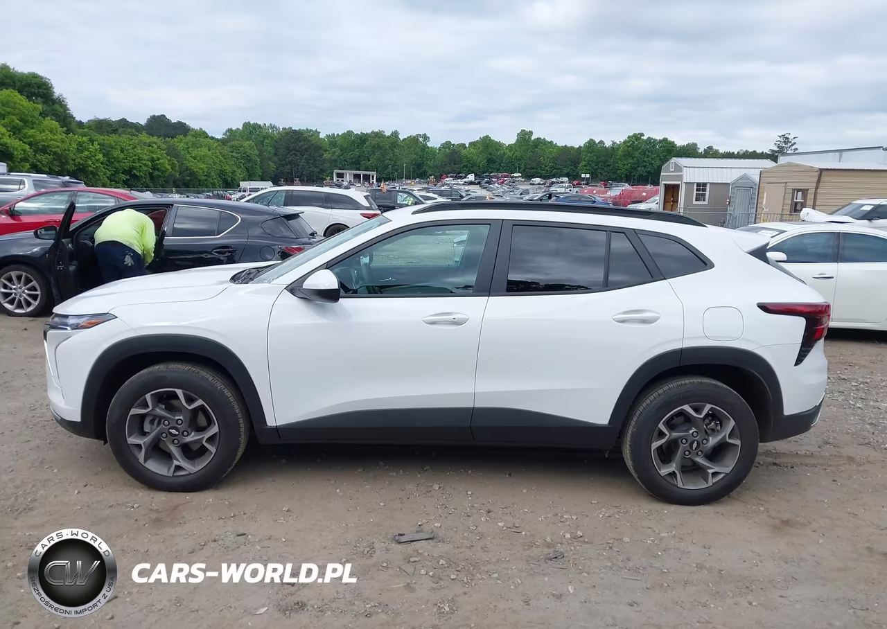 2025 Chevrolet Trax Fwd Lt VIN:KL77LHEP9SC235179 - 14