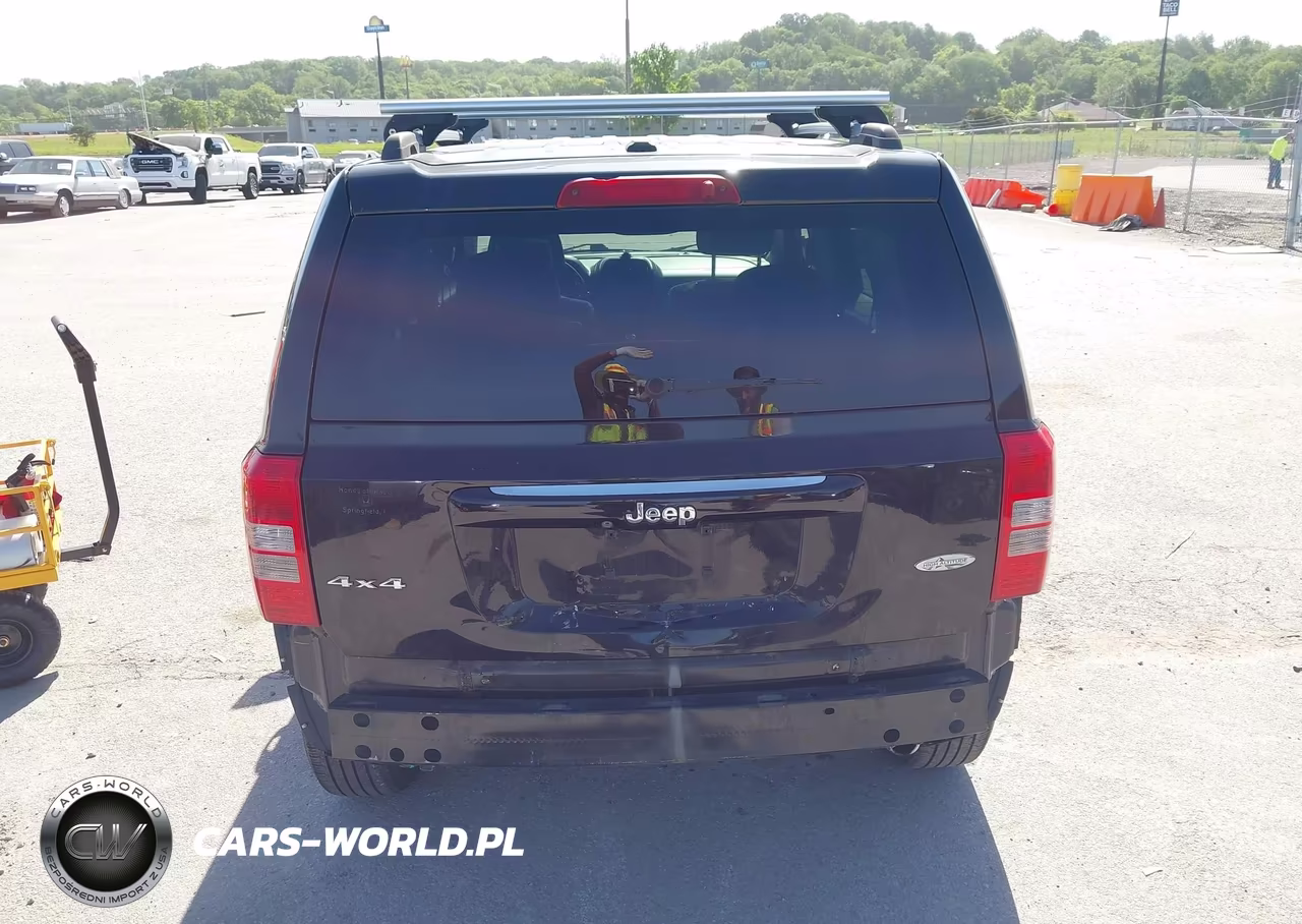 2017 Jeep Patriot High Altitude 4X4 VIN:1C4NJRFB1HD111743 - 17