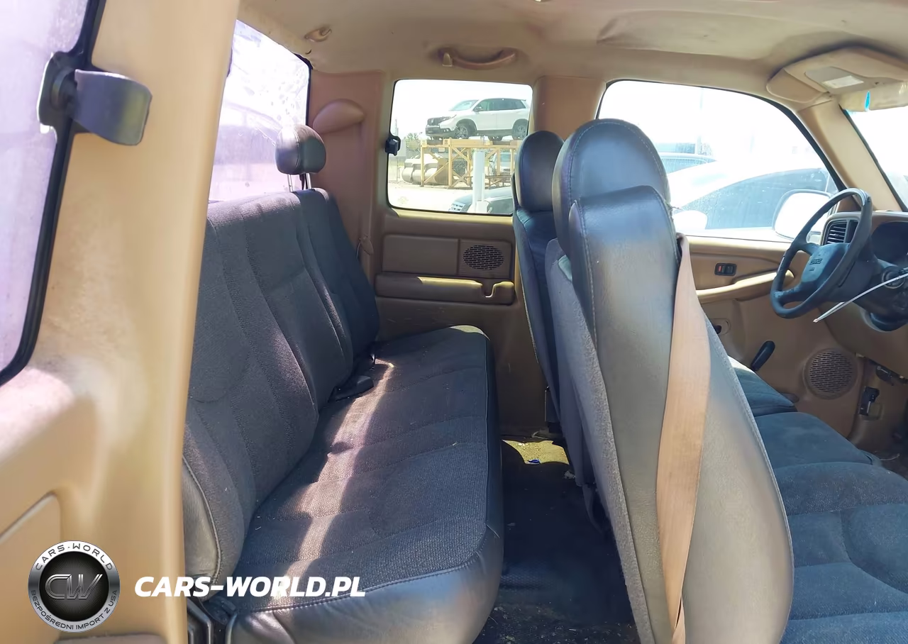 2000 GMC Sierra 2500 Sl VIN:1GTFC29T0YZ222684 - 8