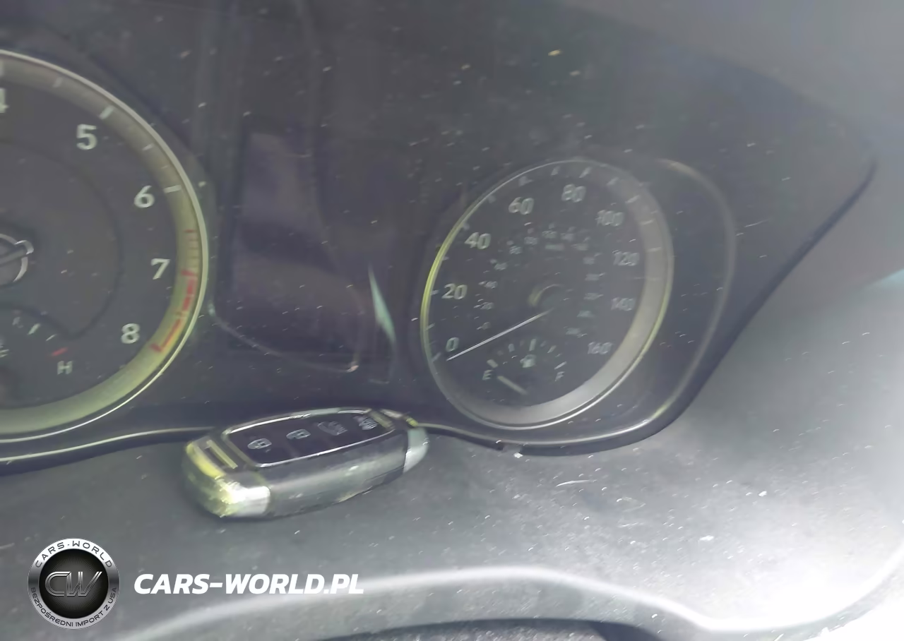 2018 Hyundai Kona Limited VIN:KM8K3CA54JU141560 - 7